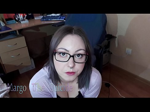❤️ สาวเซ็กซี่กับแว่นตาดูด Dildo ลึก ๆ บน Camera ❤️ โป๊ ที่เรา