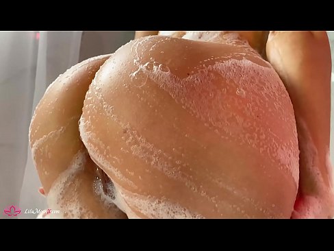 ❤️ Brunette Masturbates หีด้วยไวเบรเตอร์เพื่อถึงจุดสุดยอดที่เข้มข้นในห้องอาบน้ำ ❤️ โป๊ ที่เรา
